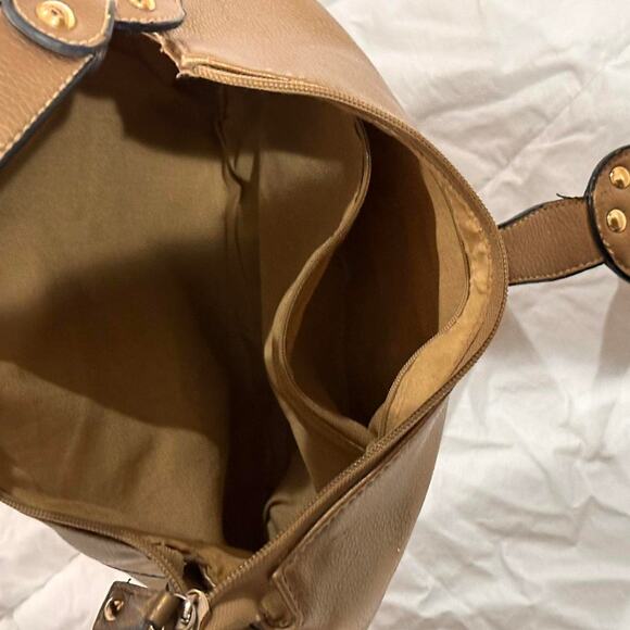 Vintage Unique Leather Purse - Picture 3 of 3